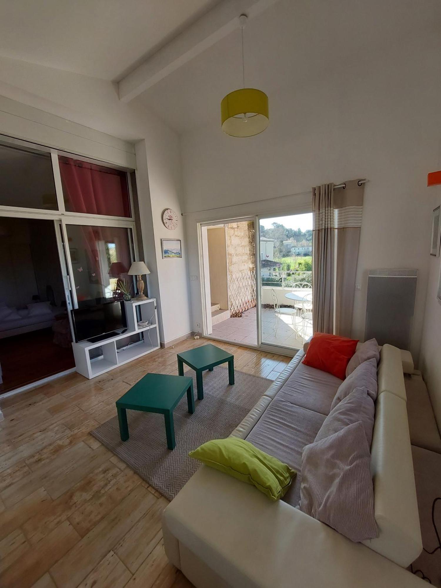Mas Fontclaire - Sommieres Apartment Ngoại thất bức ảnh